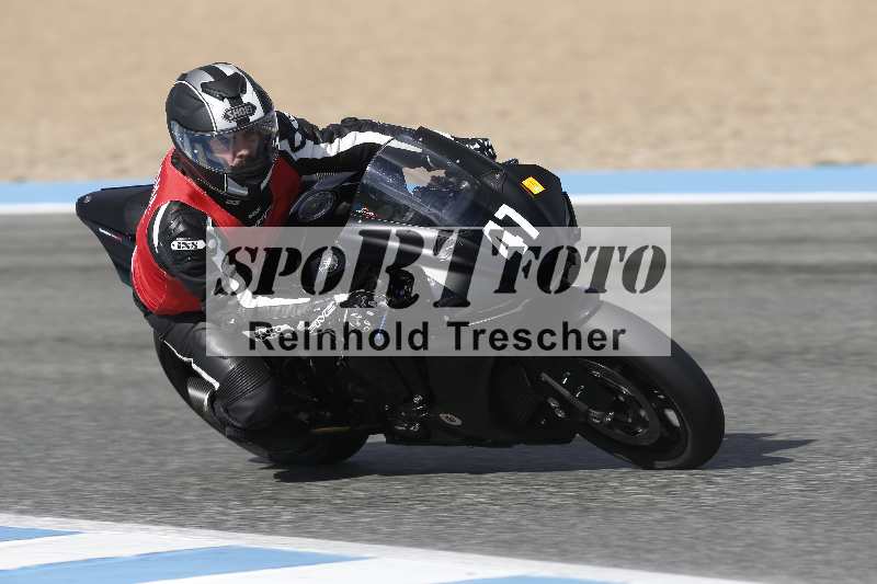 /01 24.-27.01.2025 Moto Center Thun Jerez/gruen-green/47